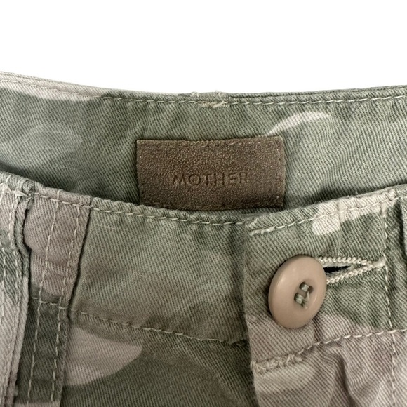 Mother The Shaker Chop Cropped Pants Green Gray Camouflage Pockets Size 25 - Picture 5 of 9